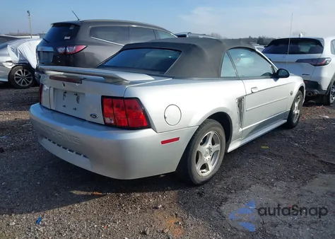 2004 Ford Mustang z USA, uszkodzony, nr VIN 1FAFP44604F229637